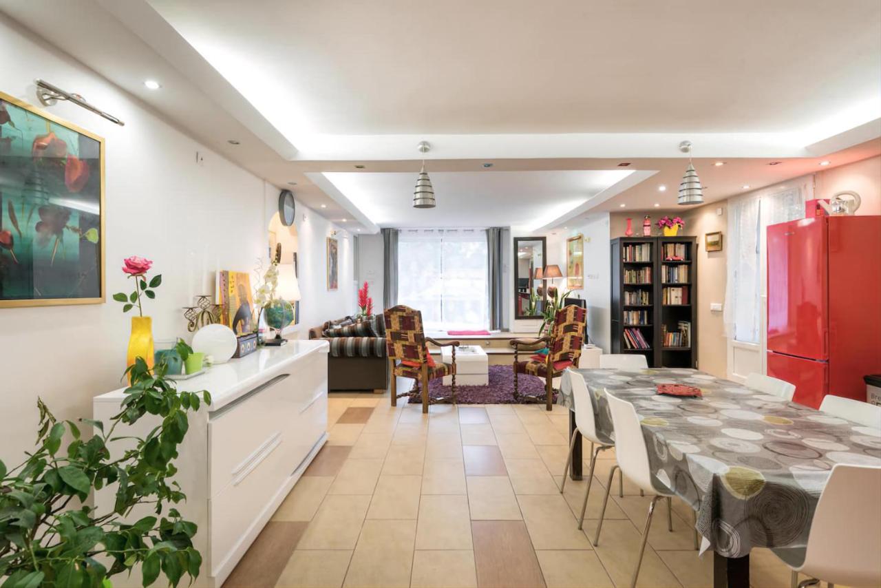 Appartement Independant En Maison A 15 Min De Lyon Saint-Symphorien-dʼOzon Buitenkant foto