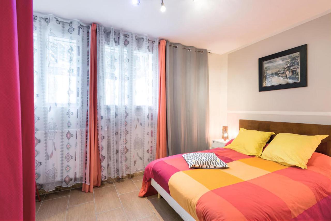 Appartement Independant En Maison A 15 Min De Lyon Saint-Symphorien-dʼOzon Buitenkant foto